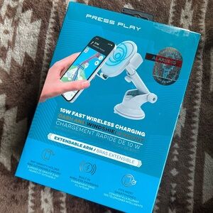 Dash and windshield mount